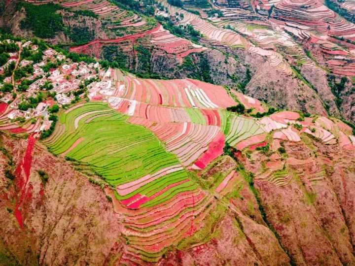 這條云南最美公路，適合自駕，現(xiàn)在還免費--怒江最美公路