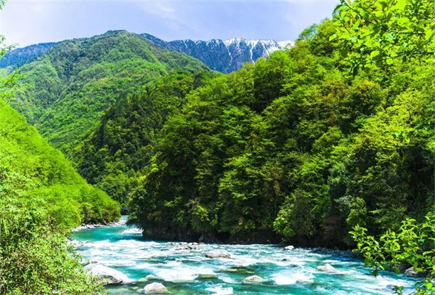 怒江會議旅游：遠(yuǎn)離城市喧囂，來看看秋日的獨龍秘境